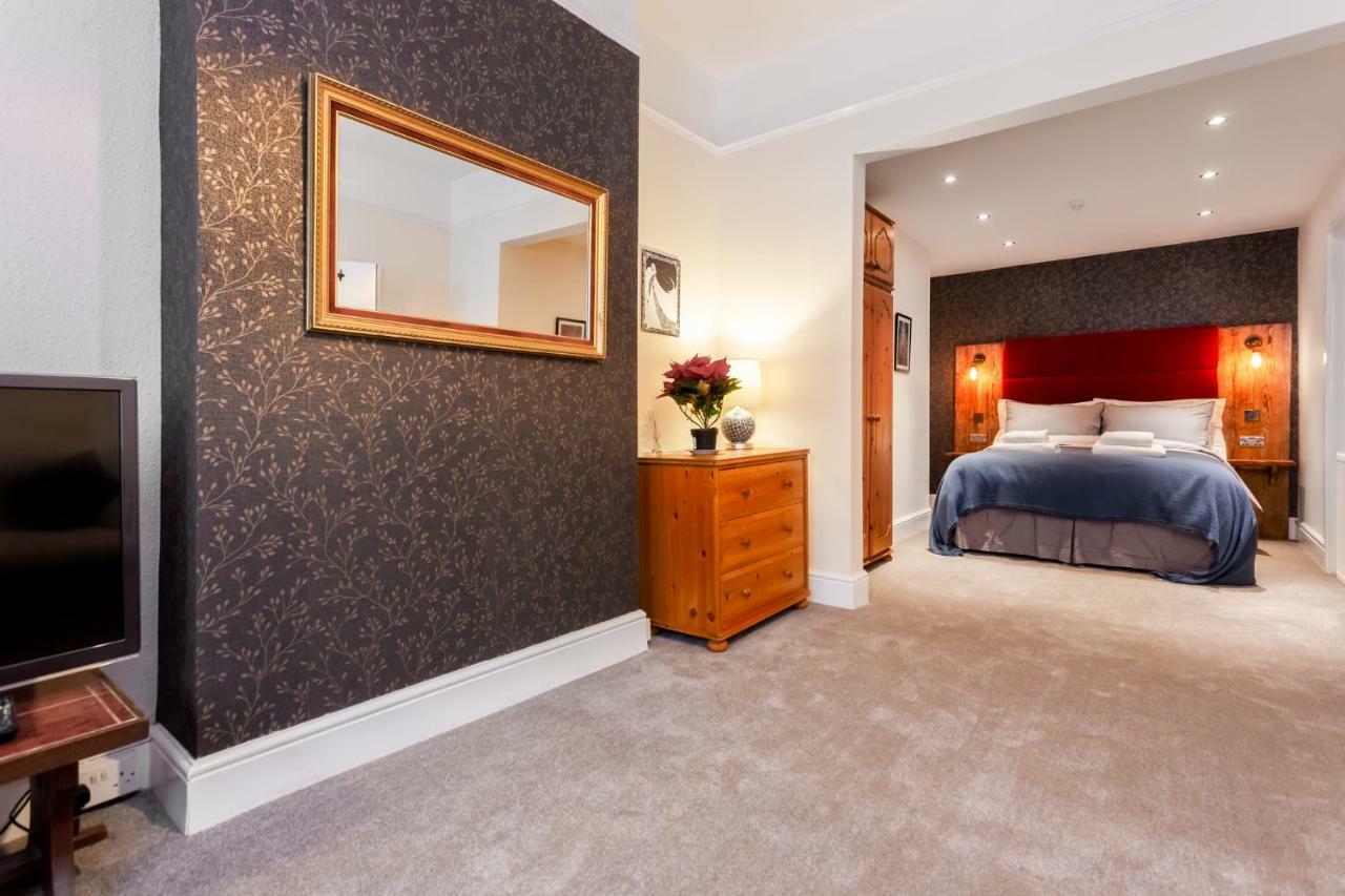 Gorgeous Town Centre Apt With Courtyard Garden Bournemouth Exterior photo